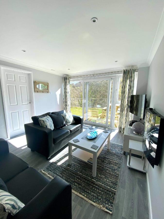 Captivating 2-Bed Villa In Millendreath Near Looe Exterior foto